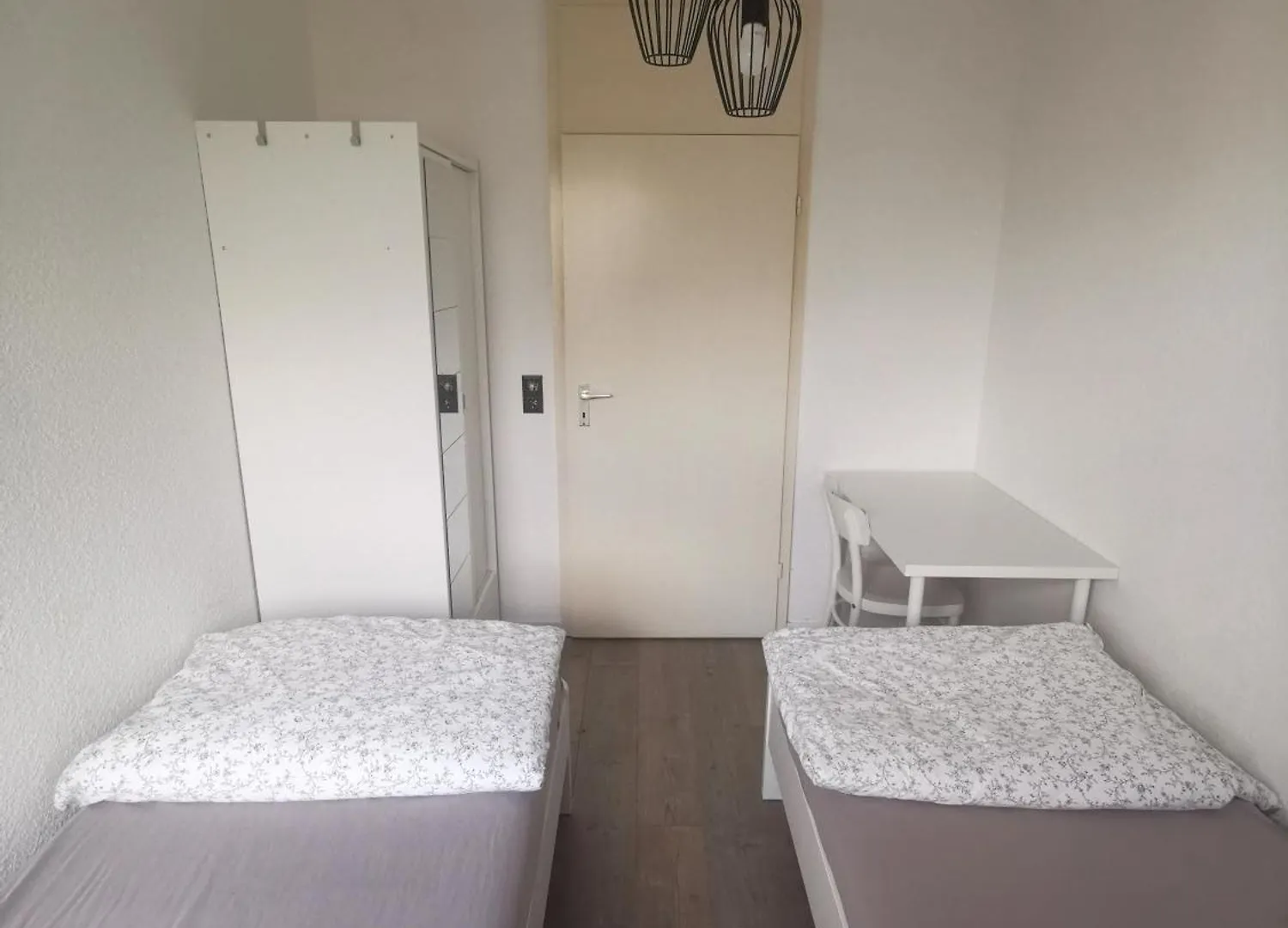 2-Zimmer Wohnung 10Min To Fair - Max 5 Personen Hannover 0*,  Germany